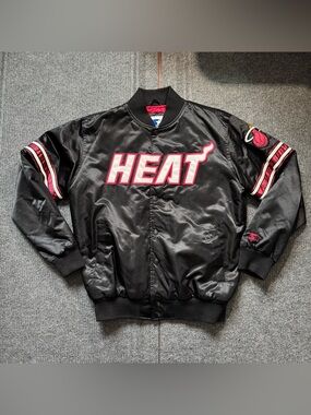 Vintage Starter Miami Heat Jacket Men's Large Black Red Lining Bomber NBA